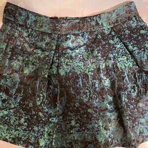 BANANA Republic Mini Skirt In Black, Green, Blue Textured Shiny Fabric Dressy
